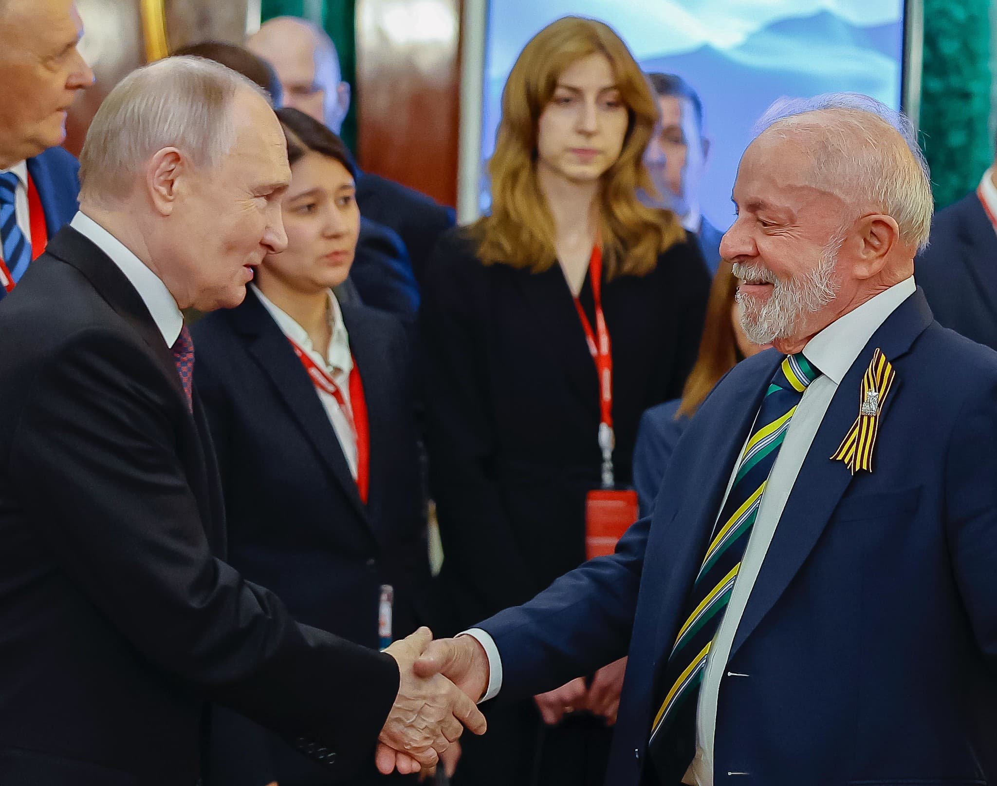 Lula e Putin dialogam sobre comércio e guerra na Ucrânia