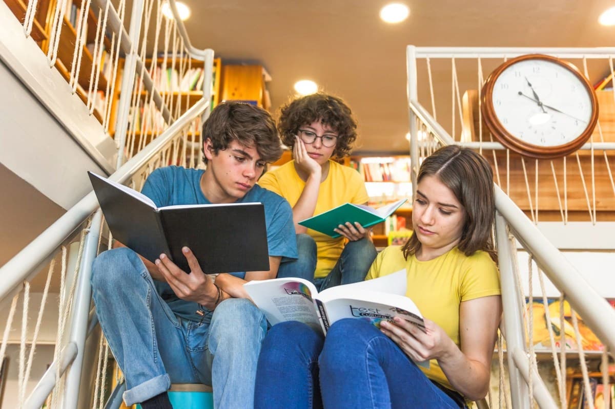 Estratégias de leitura e atualidades para o Enem 2026