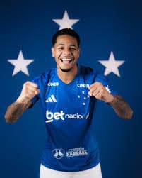 Wesley Cruzeiro: Trio Contratado e Impacto de Mais de R$ 350 Milhões