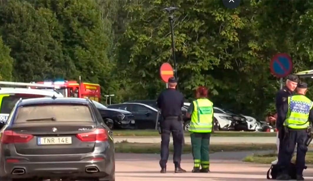 Ataque com espada em escola na Suécia deixa aluna morta