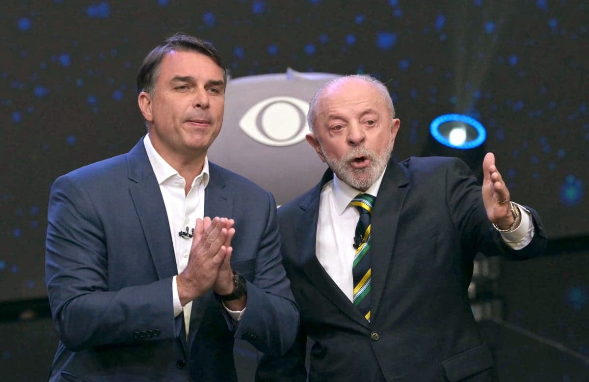 Lula e Flávio Bolsonaro se enfrentam em debate final antes do segundo turno