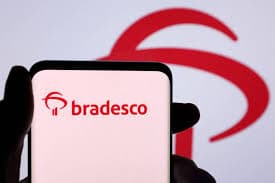 Análise Divergente sobre BBDC4 JCP: Oportunidade ou Proteção?