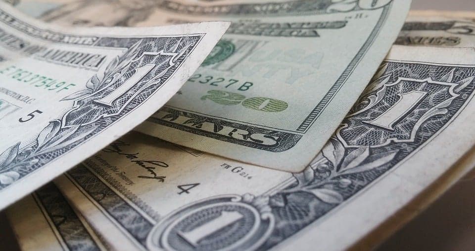 Irã reabre Estreito de Ormuz e impacta mercados globais