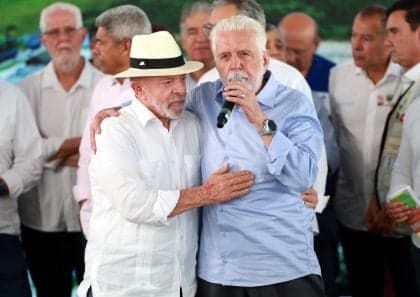 Lula e Wagner se unem em evento, apesar de escândalos recentes