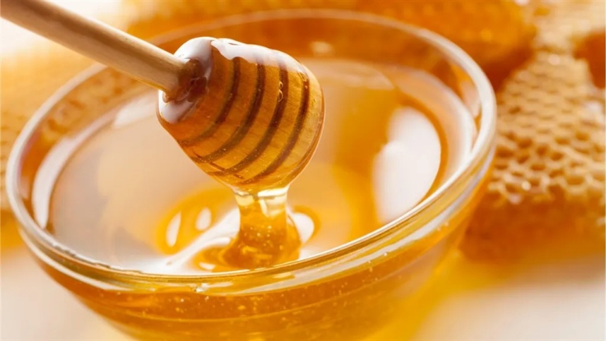 Mel de abelhas sem ferrão: valor pode atingir R$ 800 por litro